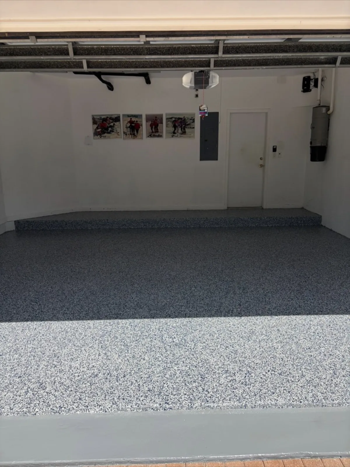 Finished flake epoxy garage floor